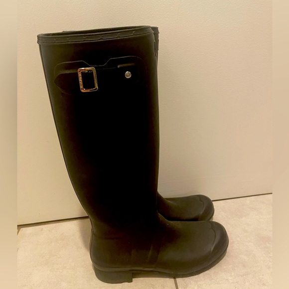 Hunter Tall Rain-boot - Picture 2 of 2